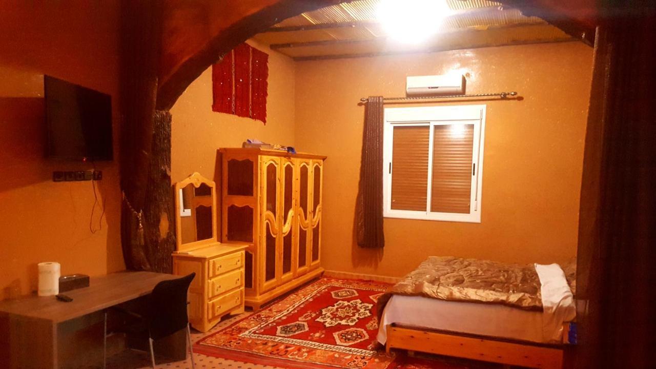 فندق Kasbah Meteorites Imi n'Ouzrou المظهر الخارجي الصورة